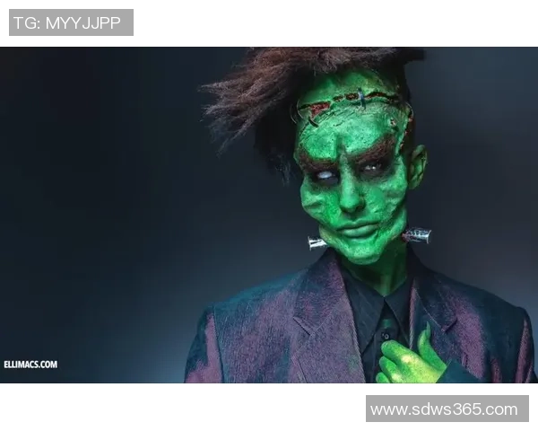 足球球星化身万圣节科学怪人诠释恐怖与力量的完美结合